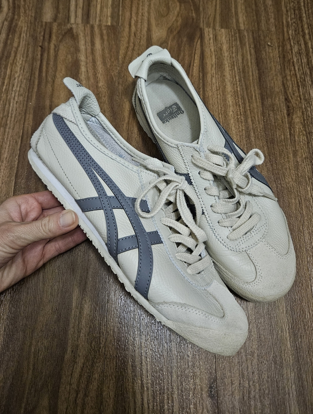 Onitsuka Tiger Mexico 66 Sneakers Size 8Womens